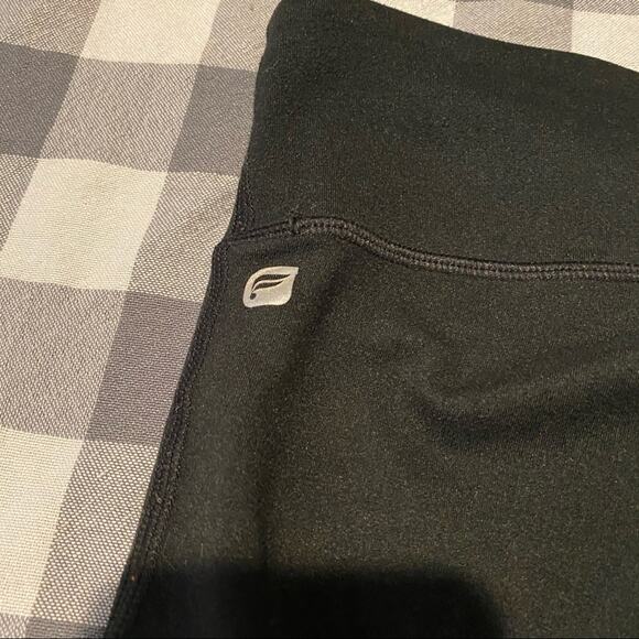 Fabletics Salar Powerhold Mesh Panel Capri Leggings Women's Size Small Black - Picture 9 of 10